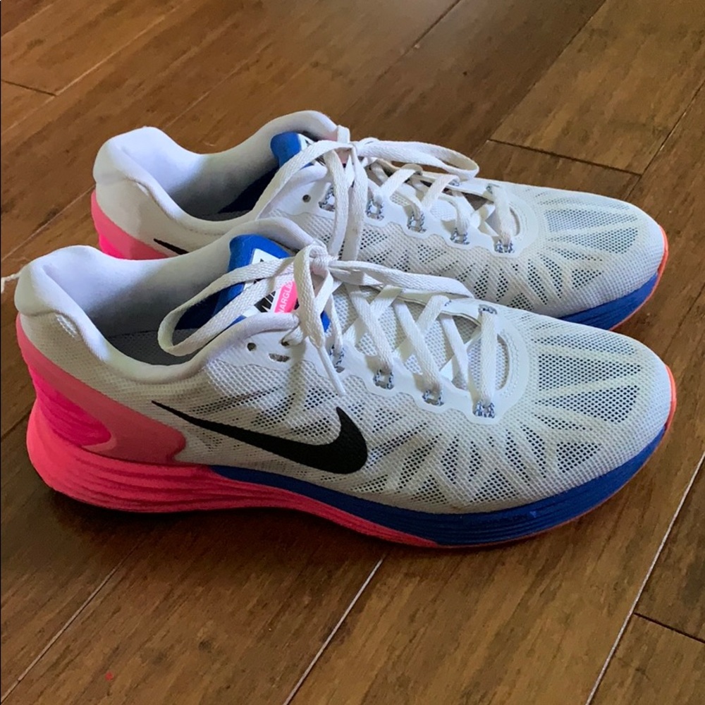 Women’s Nike lunarglide 6